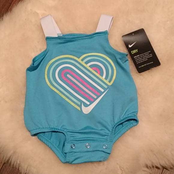 nike dri fit bathing suit